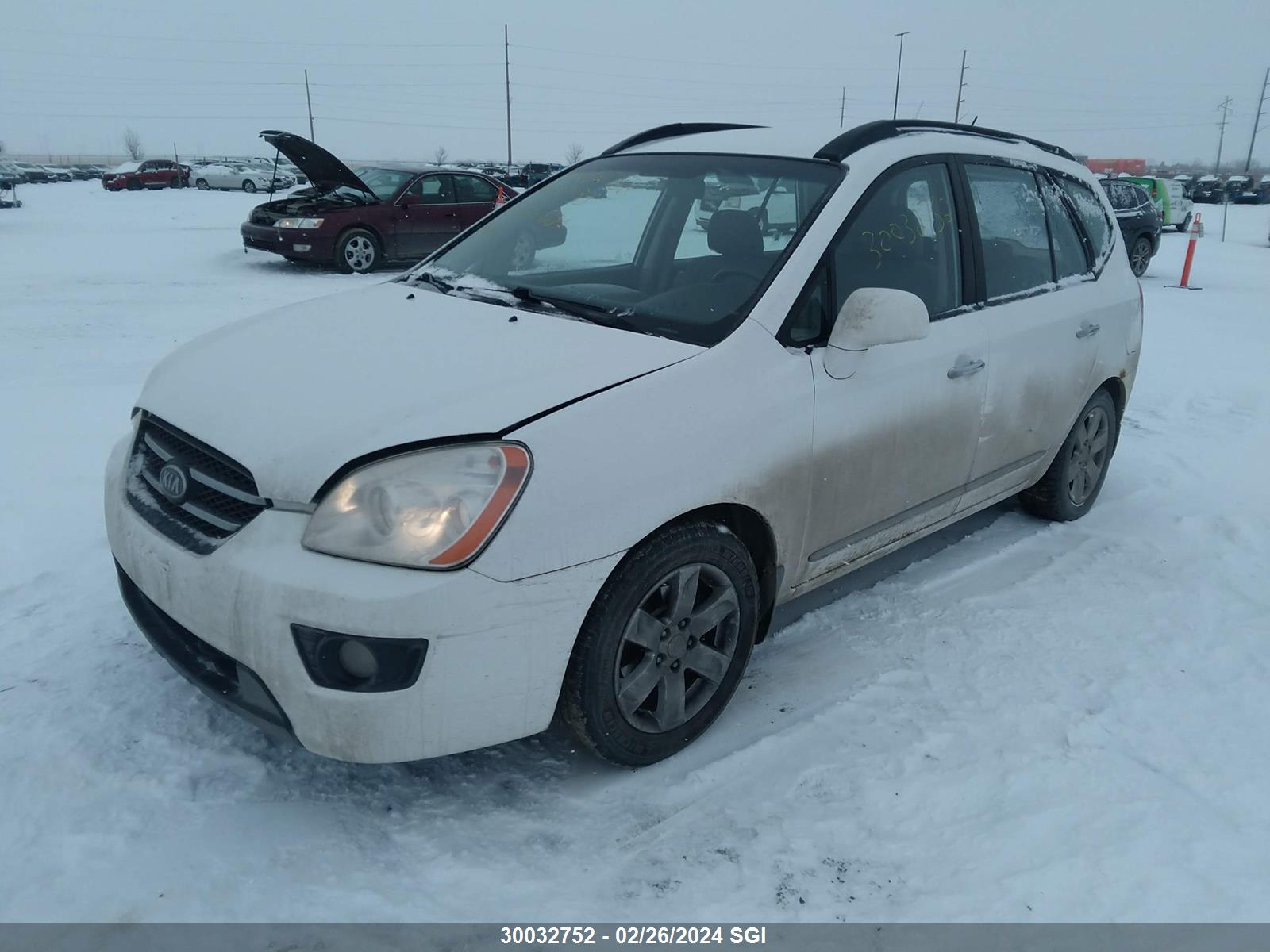 Photo 1 VIN: KNAFG525187127433 - KIA RONDO 