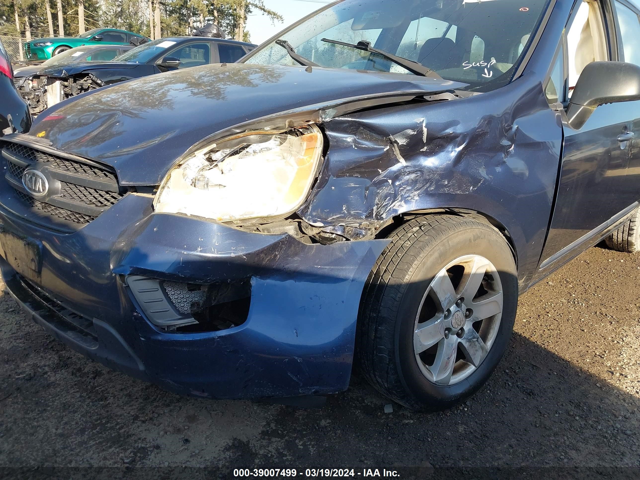 Photo 5 VIN: KNAFG525777028033 - KIA RONDO 