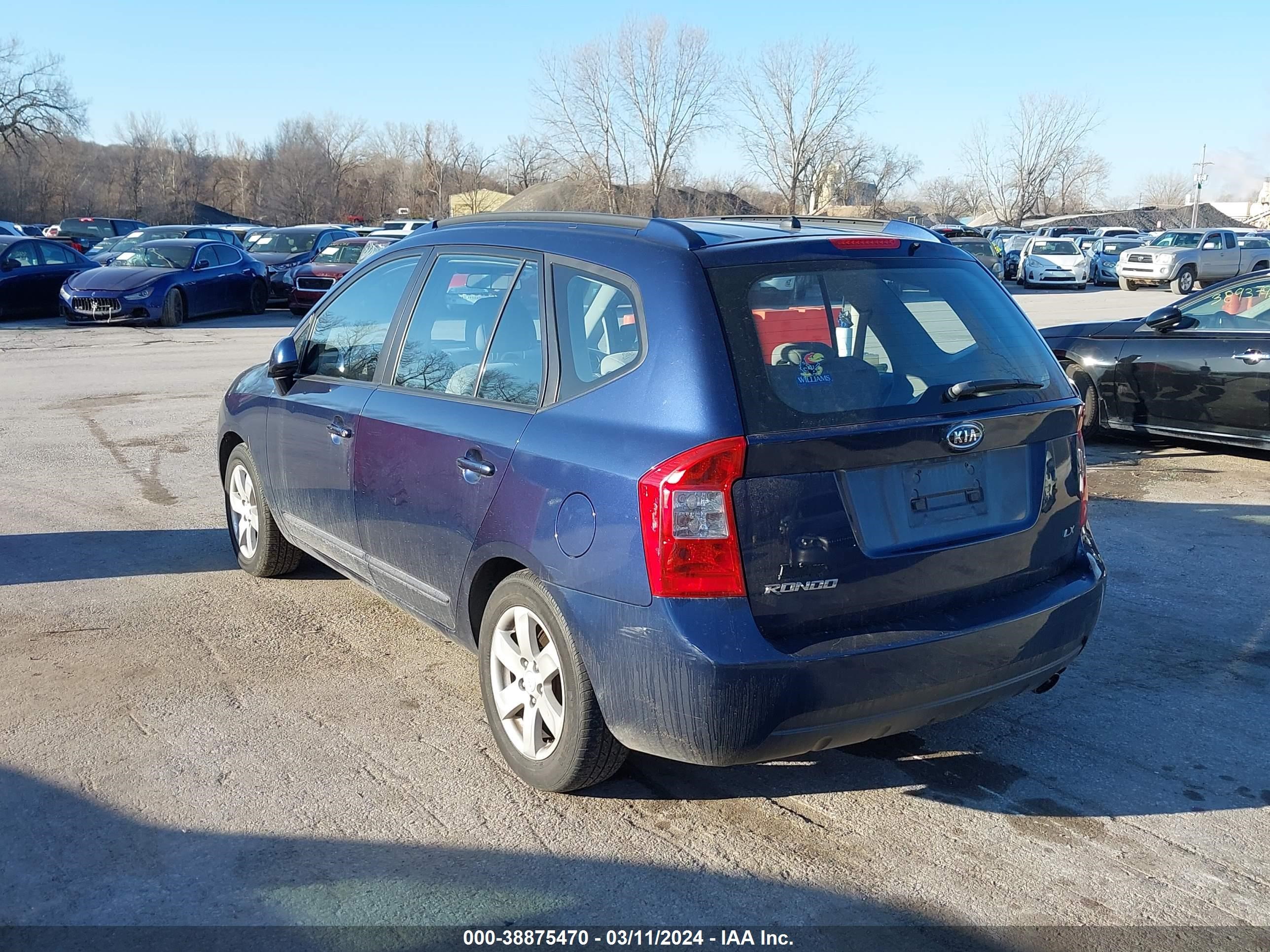 Photo 2 VIN: KNAFG525977034075 - KIA RONDO 