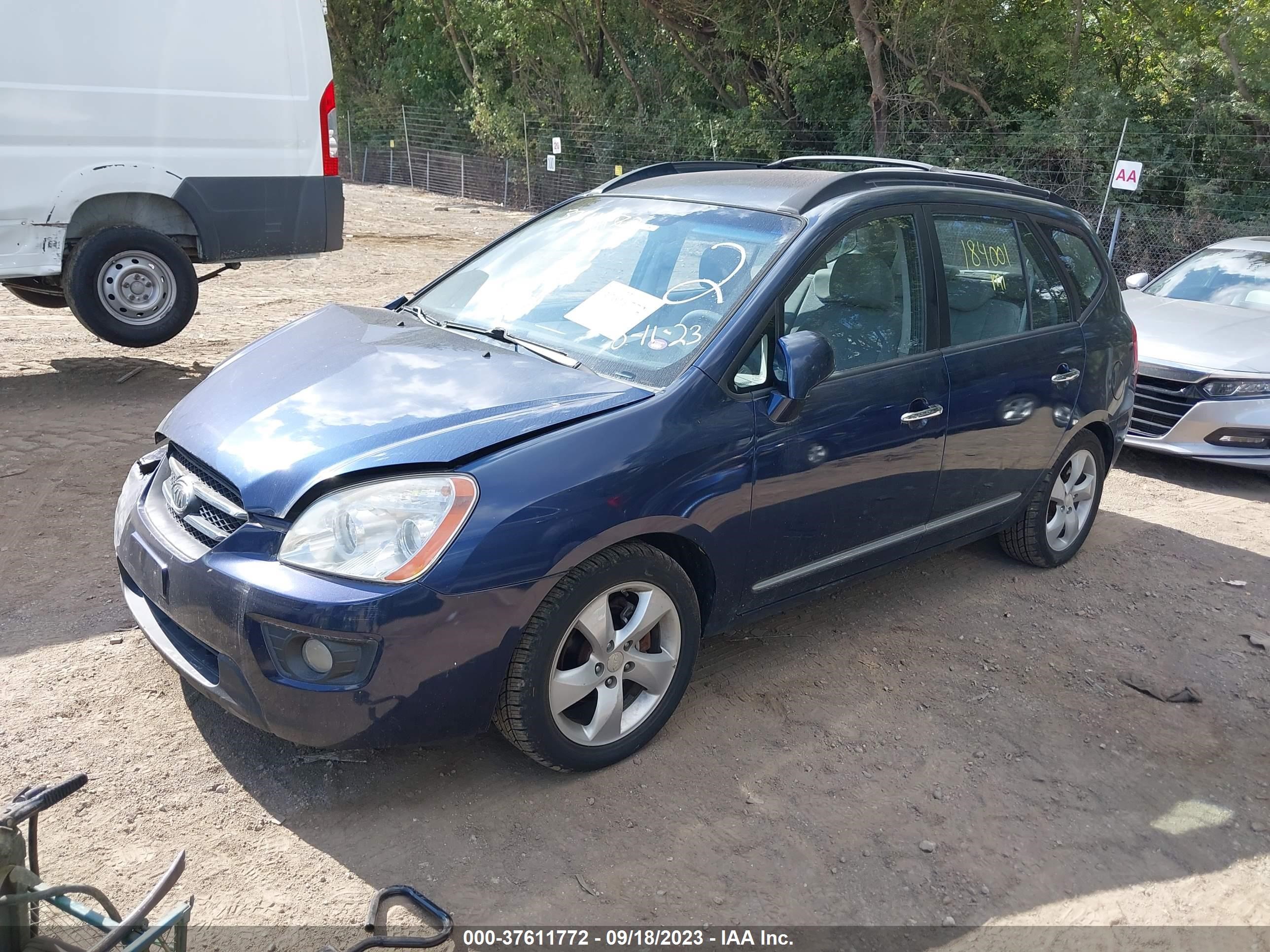 Photo 1 VIN: KNAFG526087164319 - KIA RONDO 