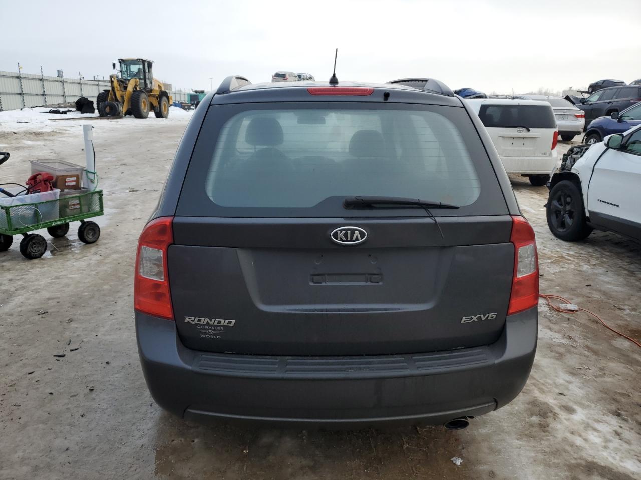 Photo 5 VIN: KNAFG526177047458 - KIA RONDO 