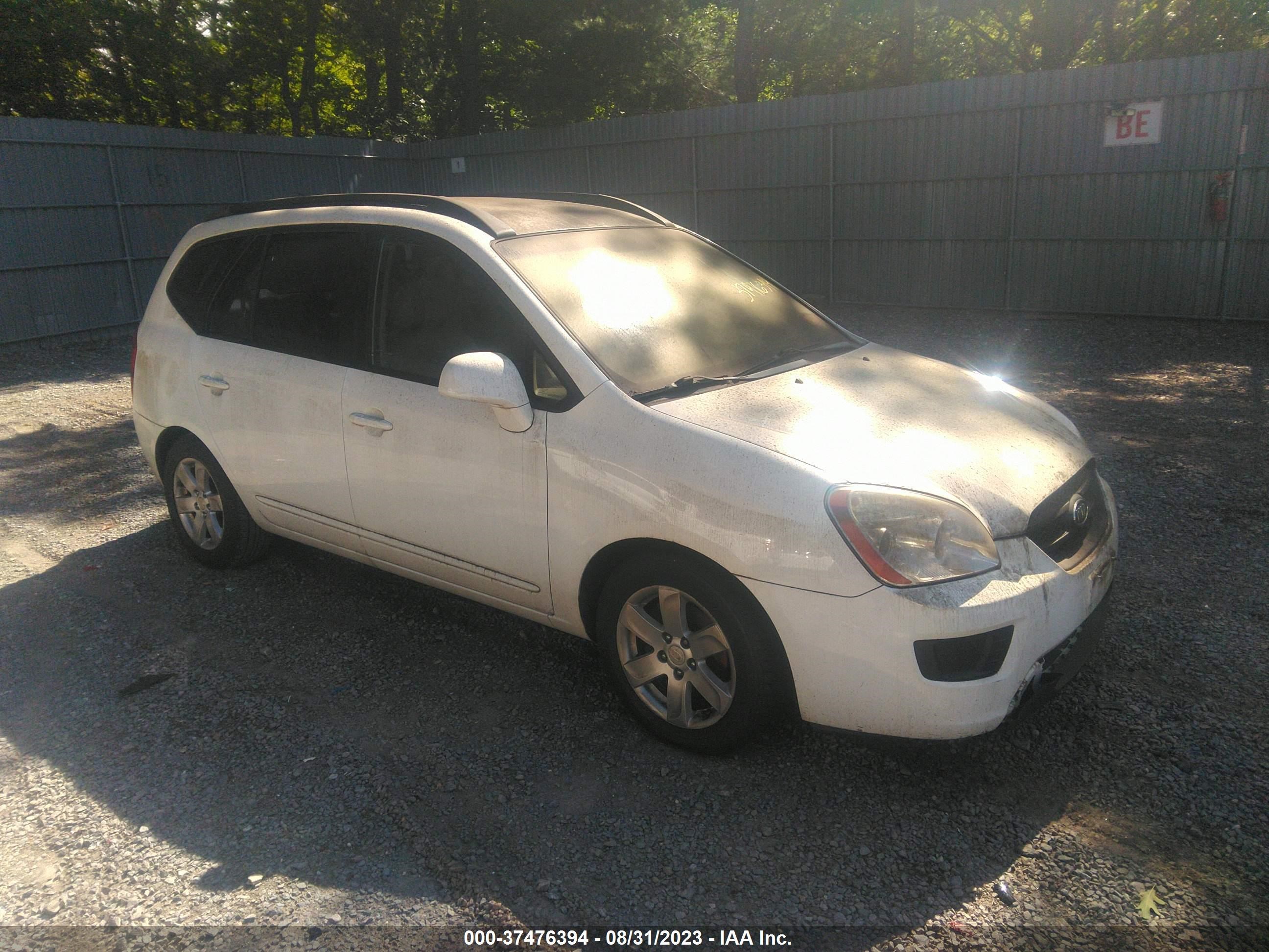 Photo 1 VIN: KNAFG526487174562 - KIA RONDO 