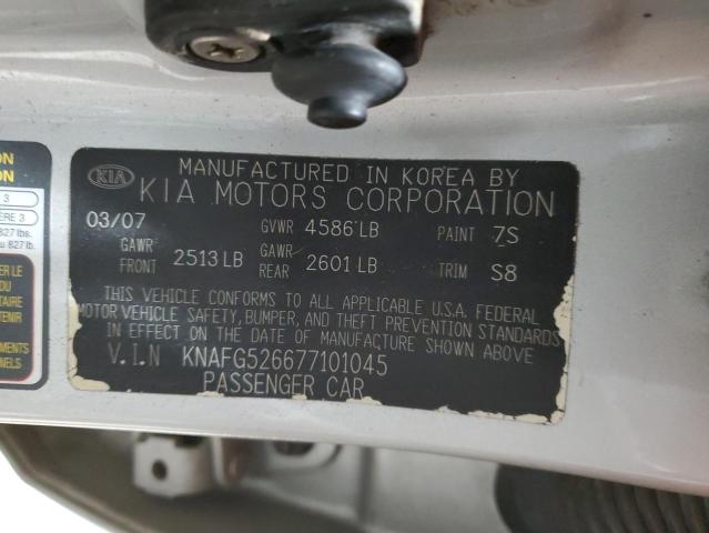 Photo 12 VIN: KNAFG526677101045 - KIA RONDO LX 