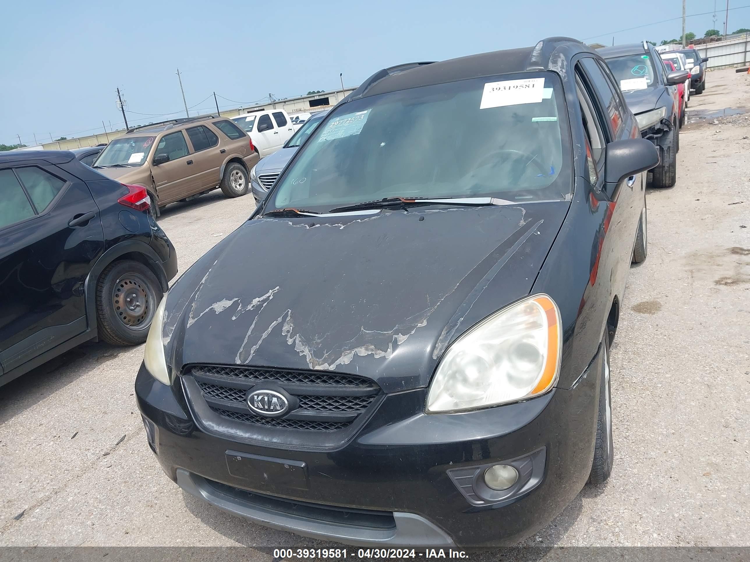 Photo 5 VIN: KNAFG526677118511 - KIA RONDO 