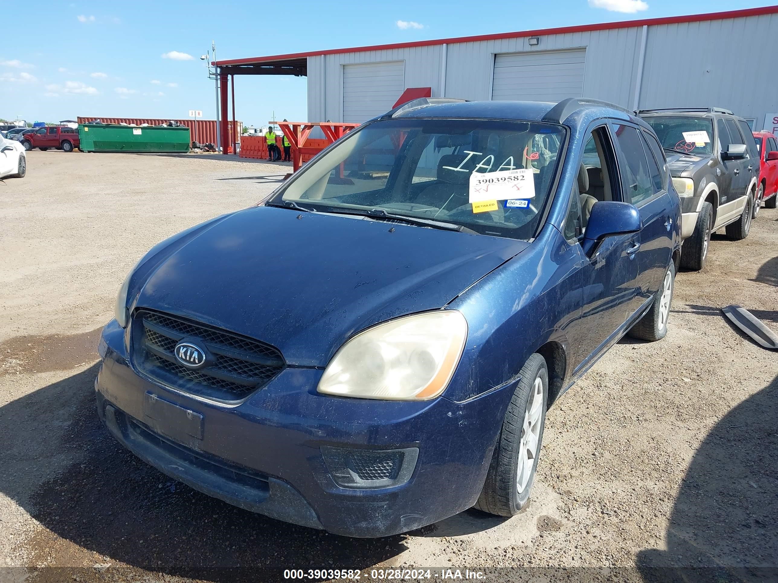 Photo 5 VIN: KNAFG526687130451 - KIA RONDO 