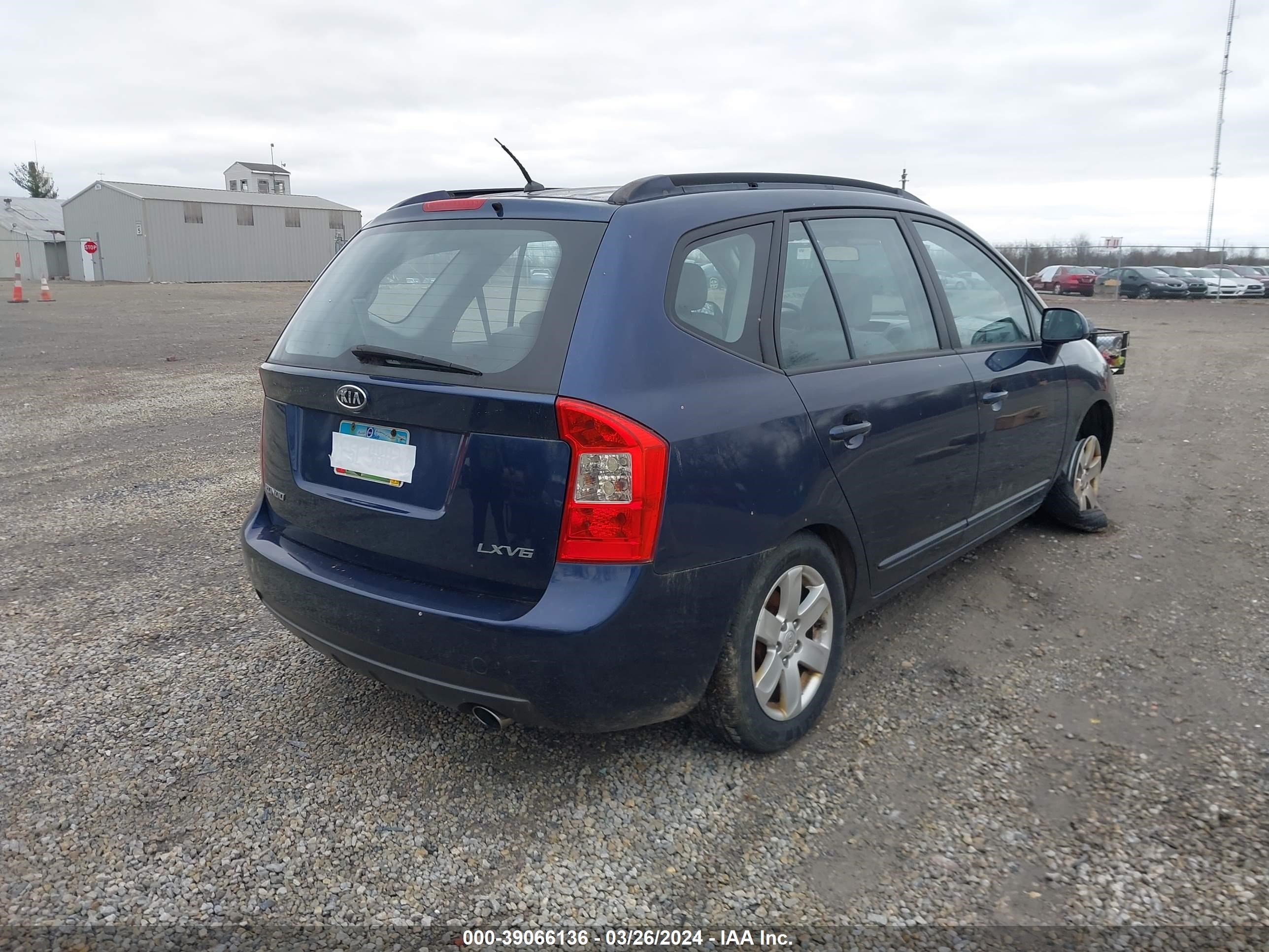 Photo 3 VIN: KNAFG526877090579 - KIA RONDO 