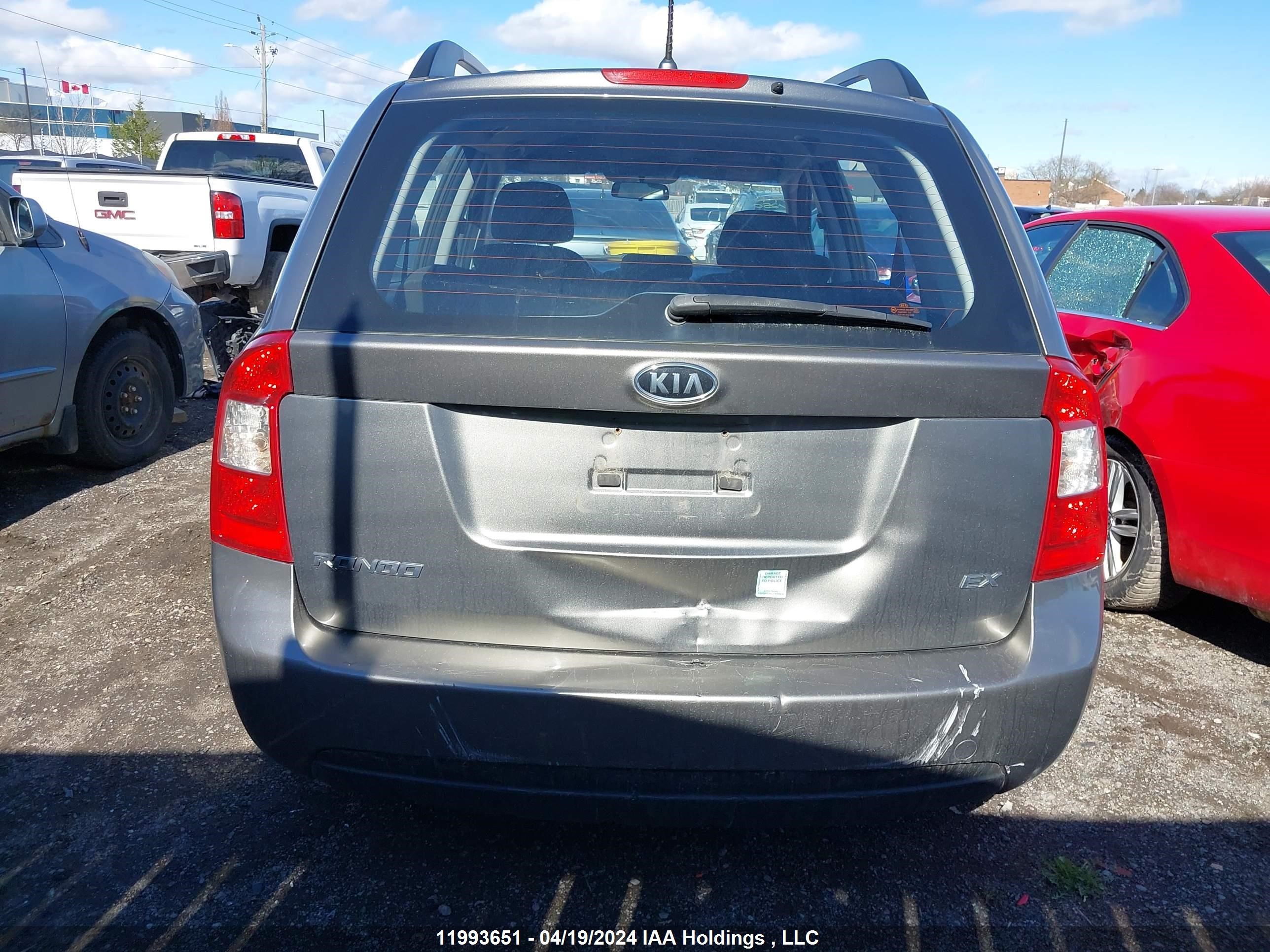 Photo 15 VIN: KNAFG528297250623 - KIA RONDO 