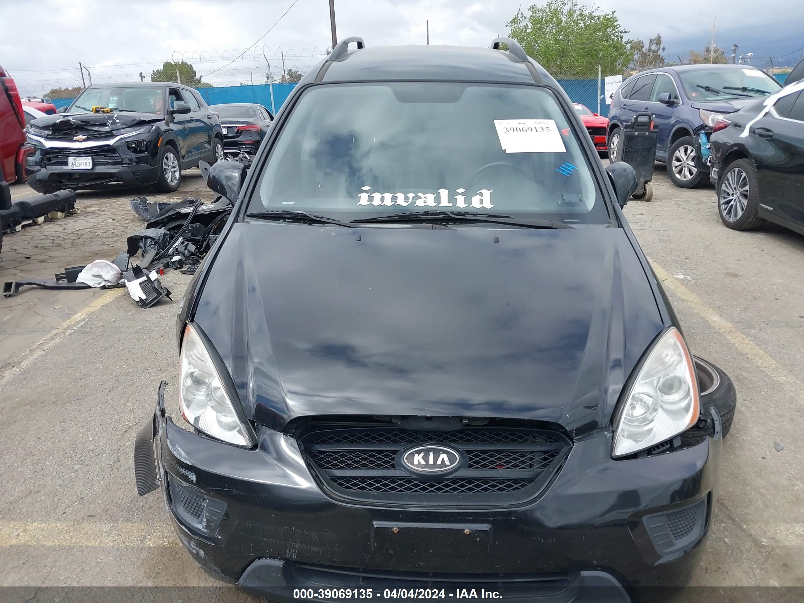 Photo 11 VIN: KNAFG528397269410 - KIA RONDO 