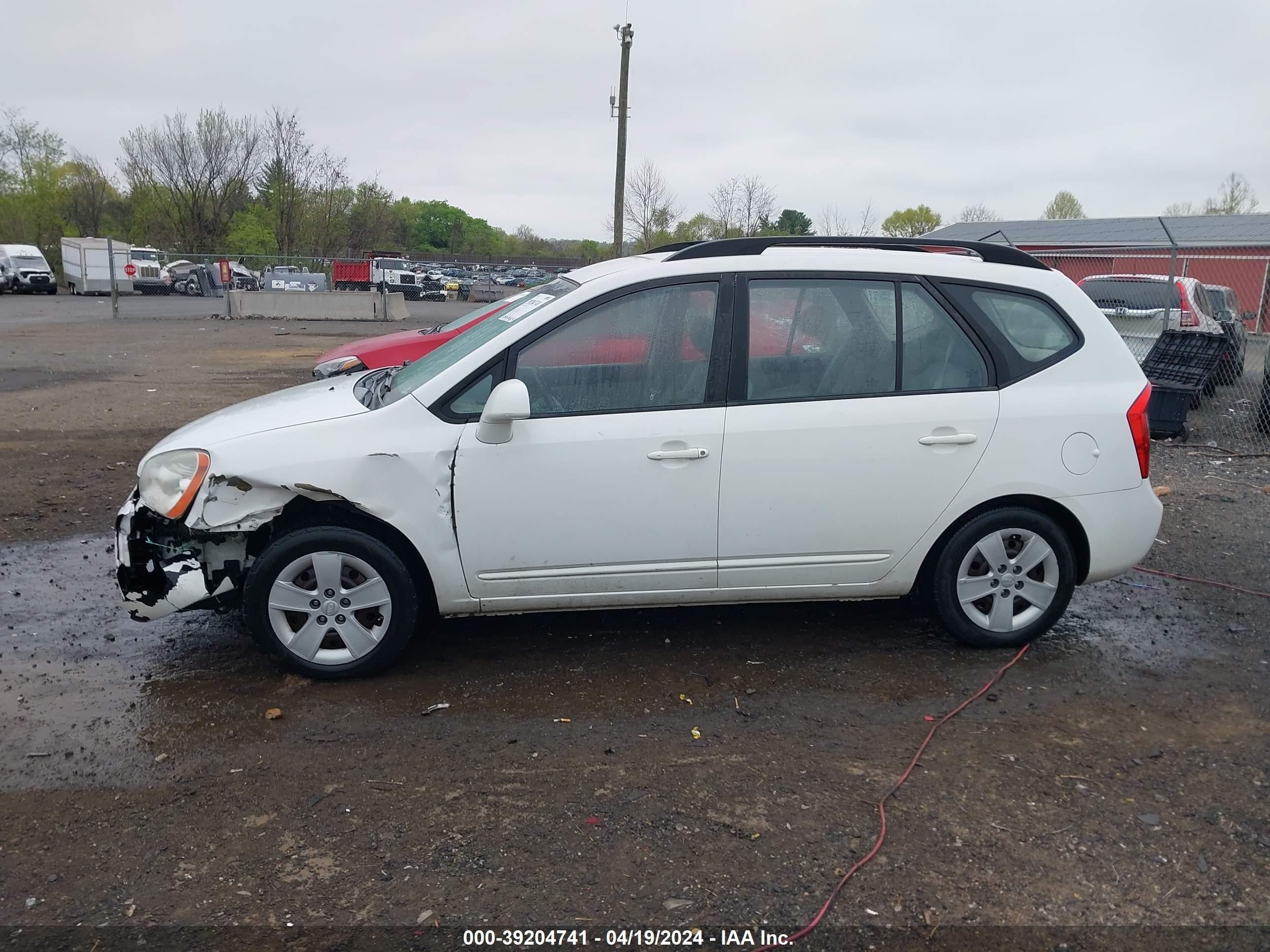 Photo 13 VIN: KNAFG528697237941 - KIA RONDO 