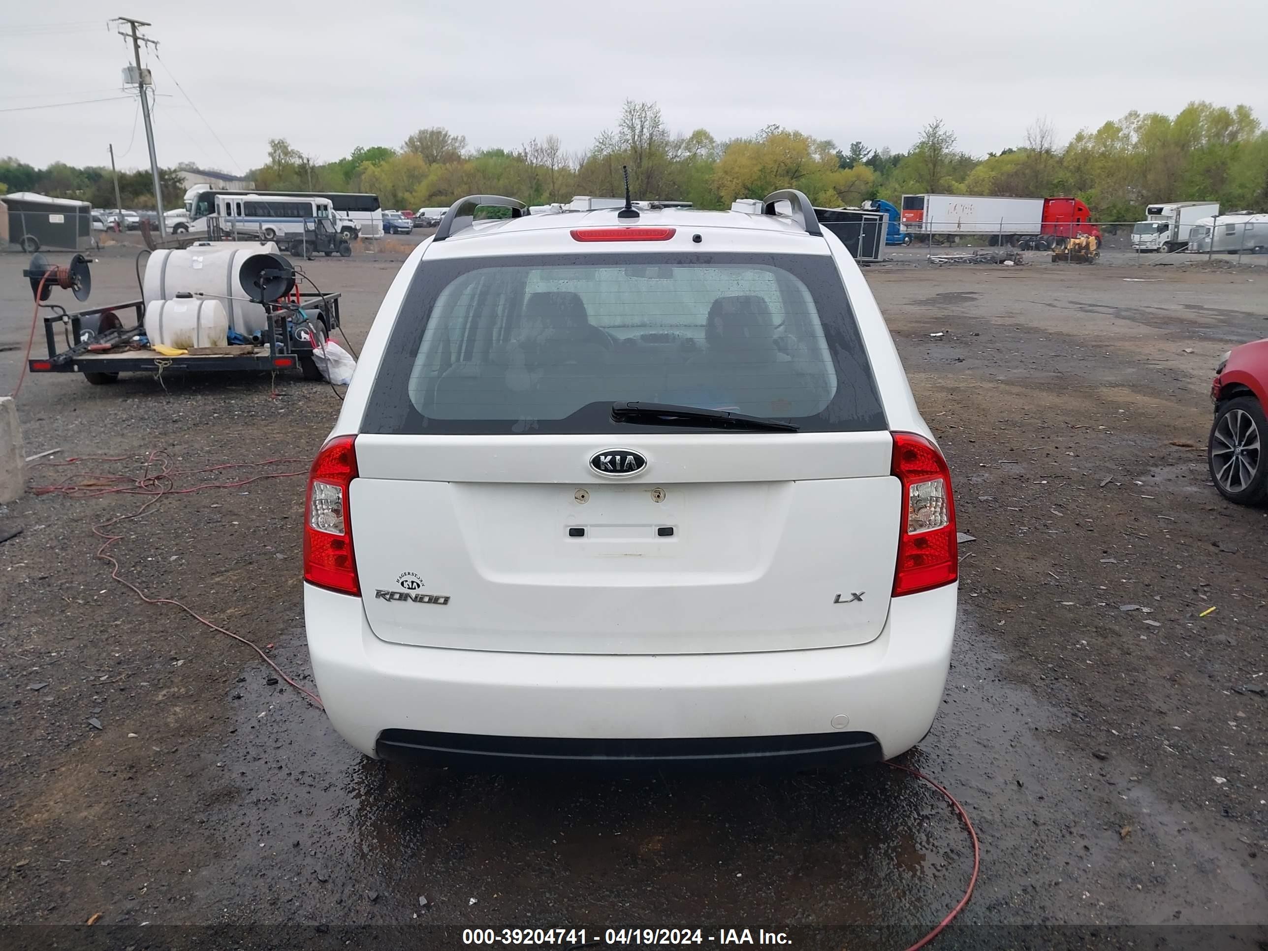 Photo 15 VIN: KNAFG528697237941 - KIA RONDO 