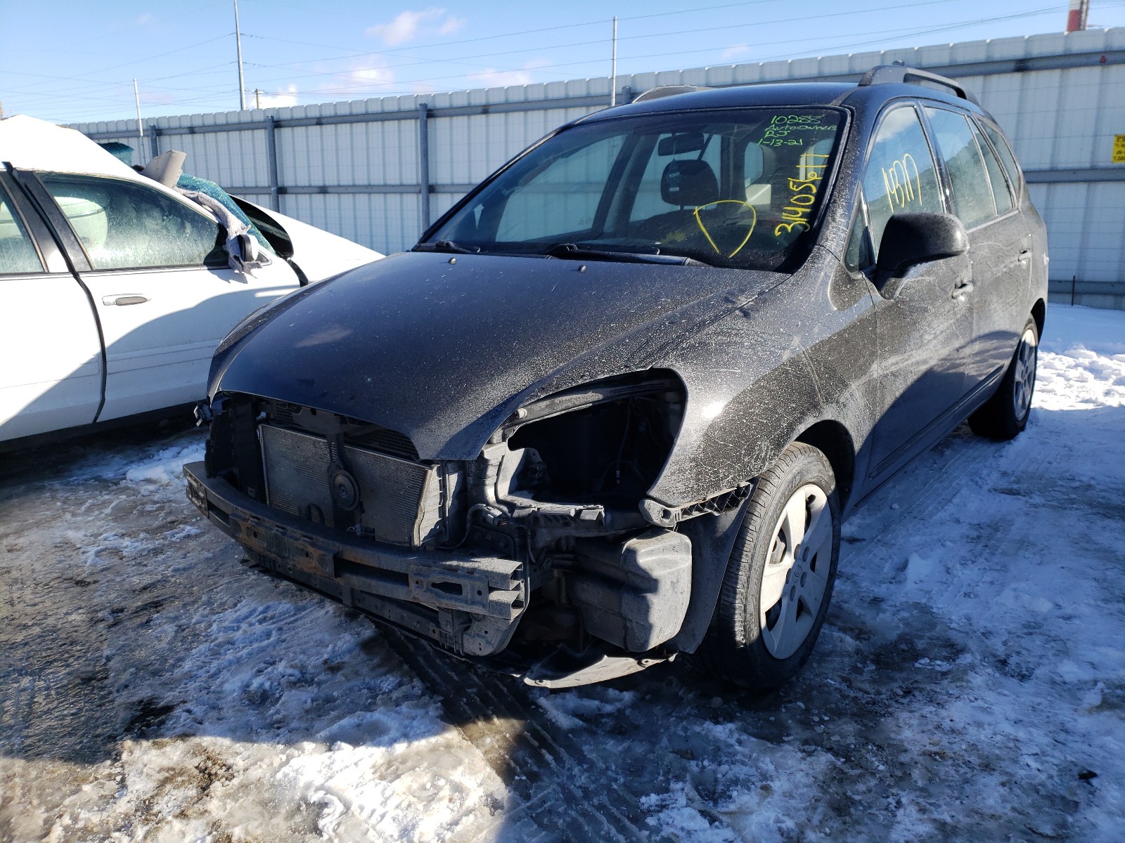 Photo 1 VIN: KNAFG528797269071 - KIA RONDO BASE 