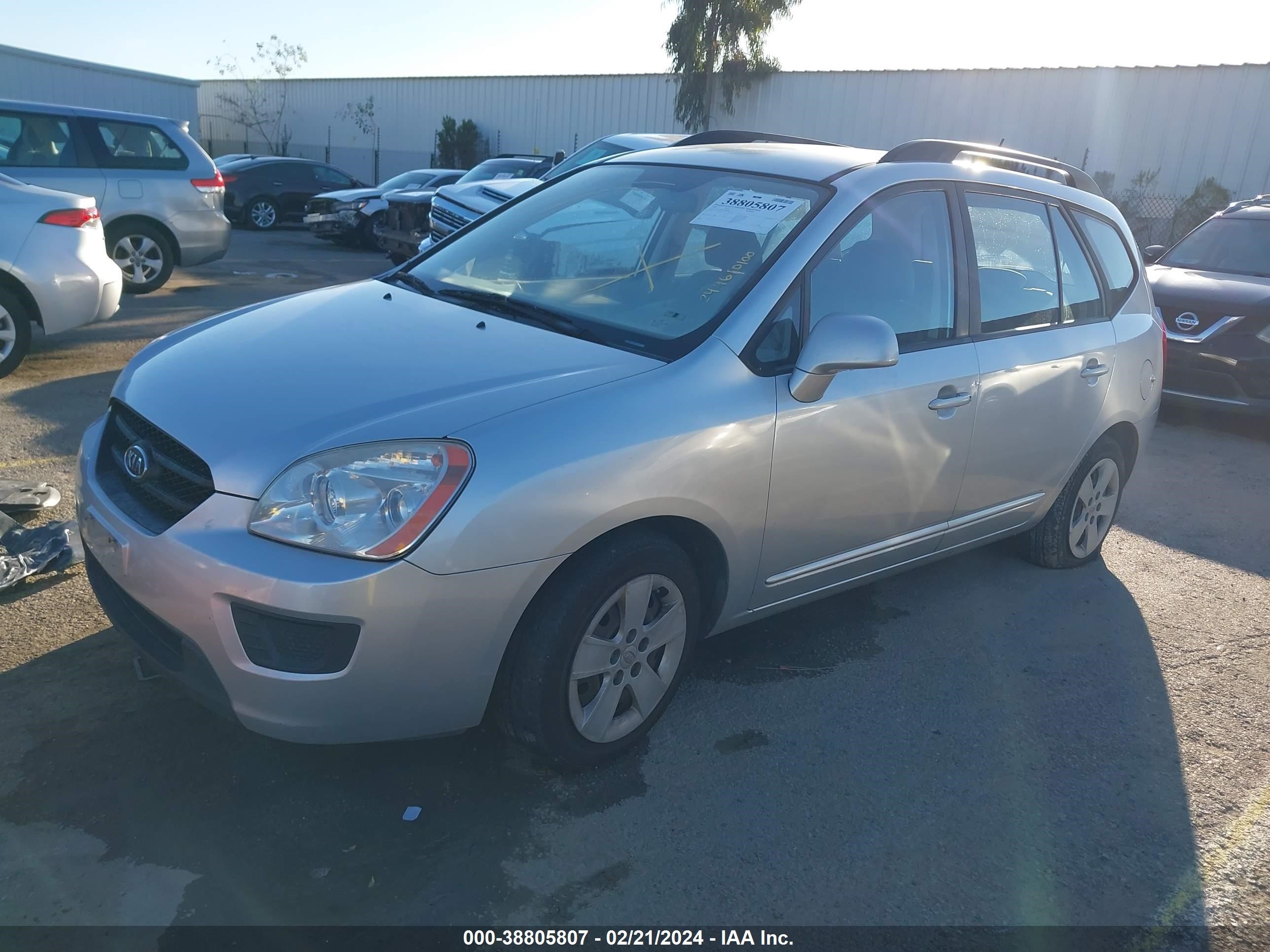 Photo 1 VIN: KNAFG528897248942 - KIA RONDO 