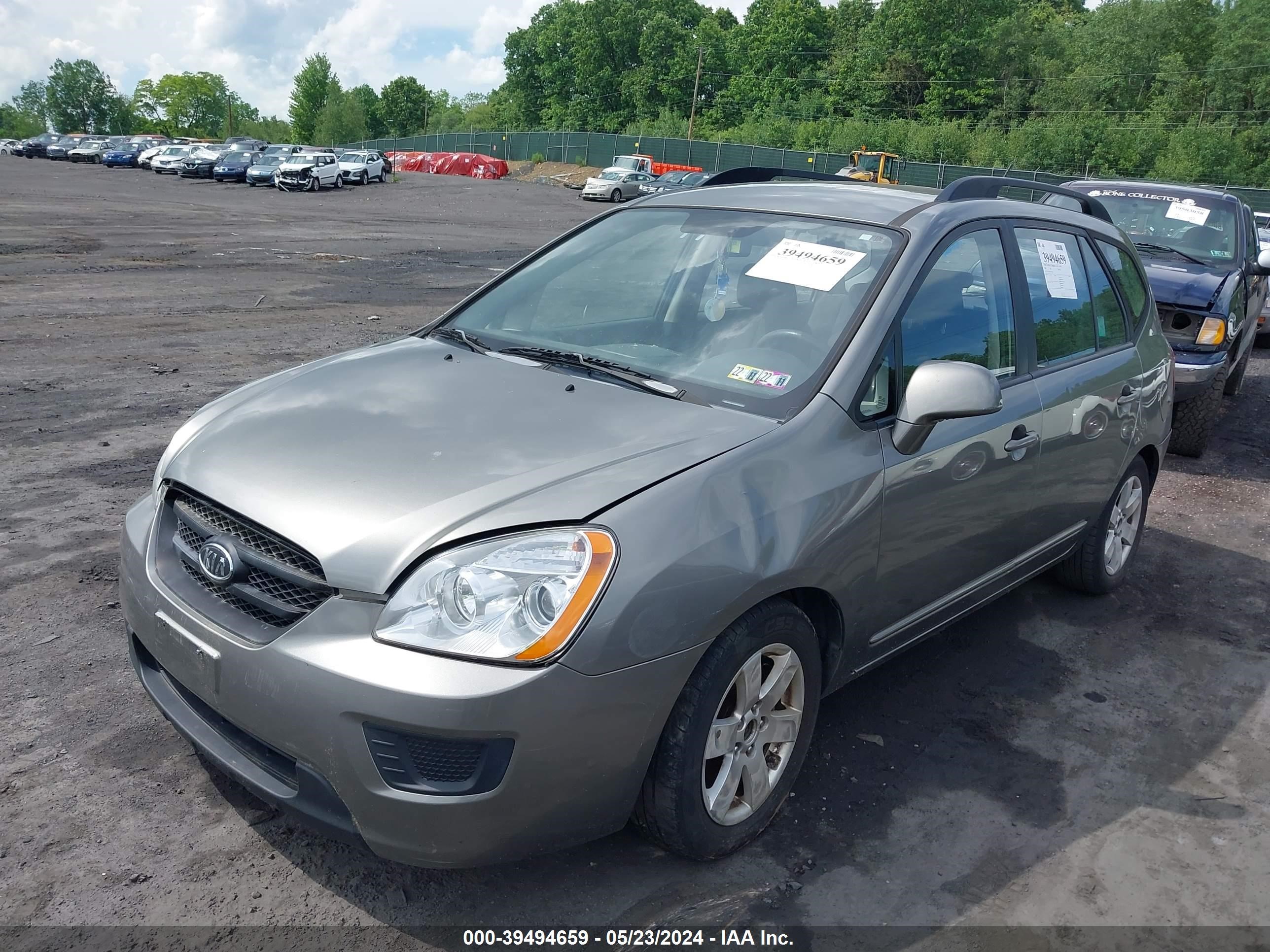 Photo 1 VIN: KNAFG529097274525 - KIA RONDO 