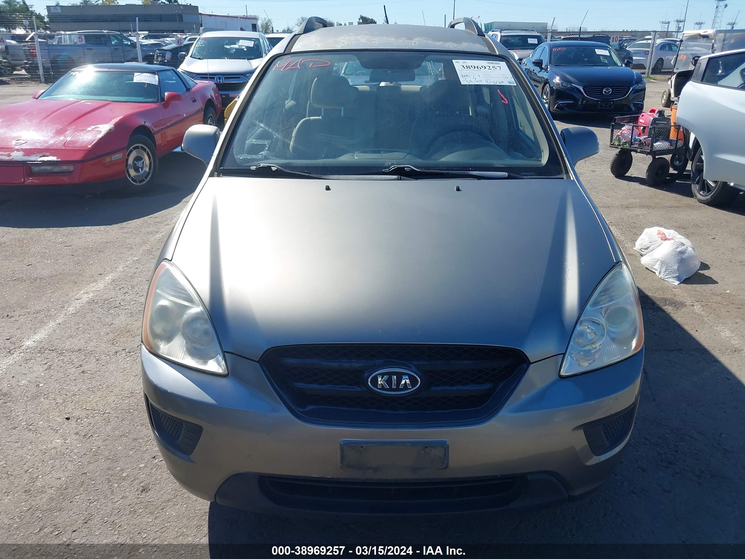 Photo 11 VIN: KNAFG529997274510 - KIA RONDO 