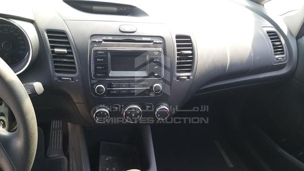 Photo 20 VIN: KNAFJ4112F5886188 - KIA CERATO 