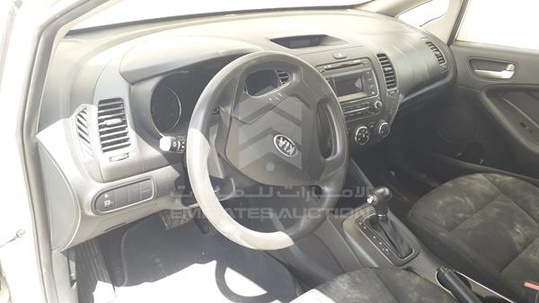 Photo 11 VIN: KNAFJ4116G5555549 - KIA CERATO 