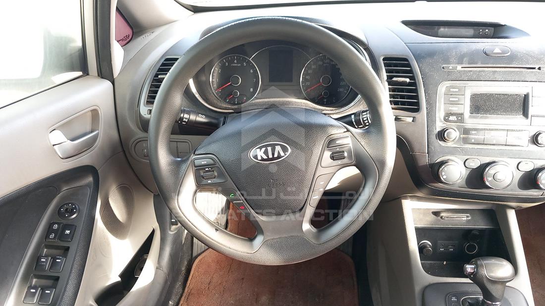 Photo 13 VIN: KNAFK4111D5806745 - KIA CERATO 