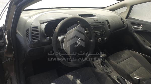 Photo 13 VIN: KNAFK4111E5811882 - KIA CERATO 