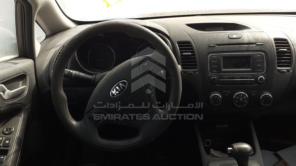 Photo 11 VIN: KNAFK4111F5889631 - KIA CERATO 