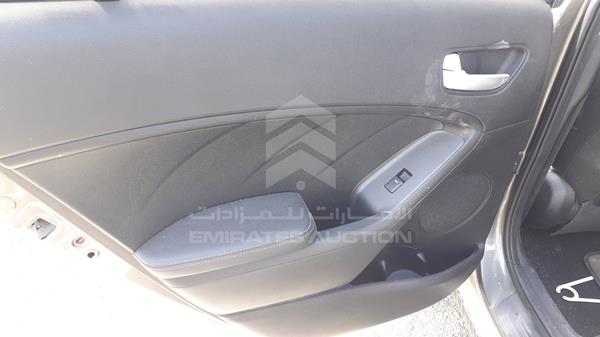 Photo 16 VIN: KNAFK4112E5815777 - KIA CERATO 