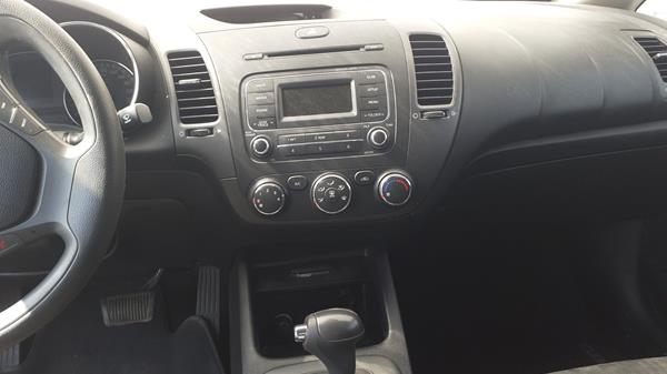 Photo 12 VIN: KNAFK4112F5901432 - KIA CERATO 