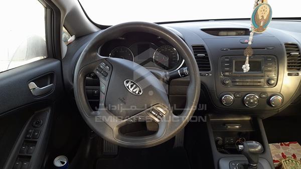 Photo 11 VIN: KNAFK4116G5419239 - KIA CERATO 