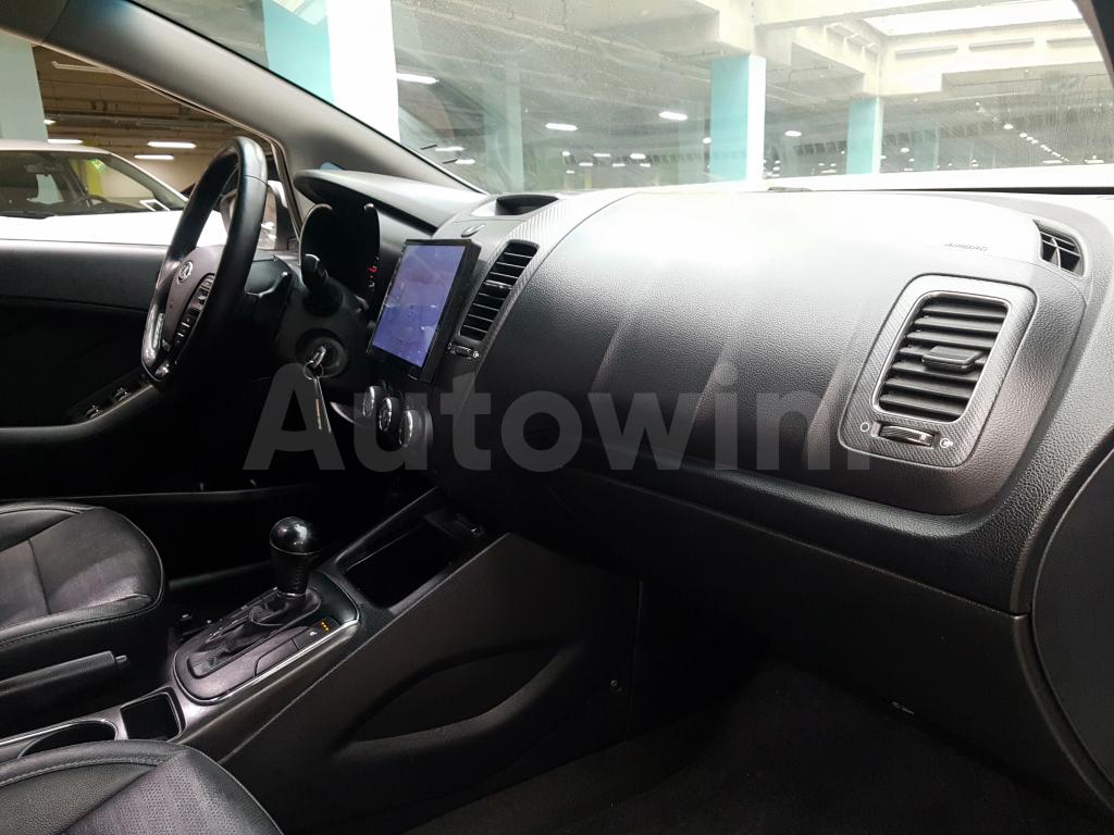 Photo 26 VIN: KNAFK41BGJA756407 - KIA THE NEW K3 CERATO, FORTE 