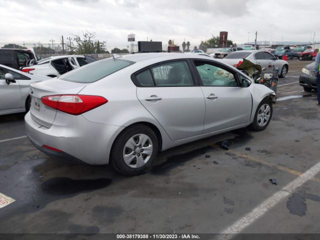 Photo 3 VIN: KNAFK4A60E5249498 - KIA FORTE 