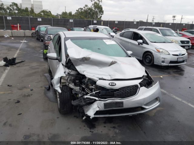 Photo 5 VIN: KNAFK4A60E5249498 - KIA FORTE 