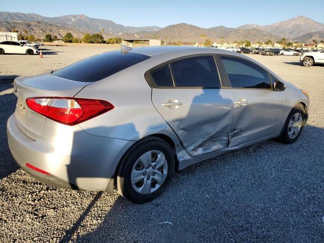 Photo 2 VIN: KNAFK4A60E5254586 - KIA FORTE 