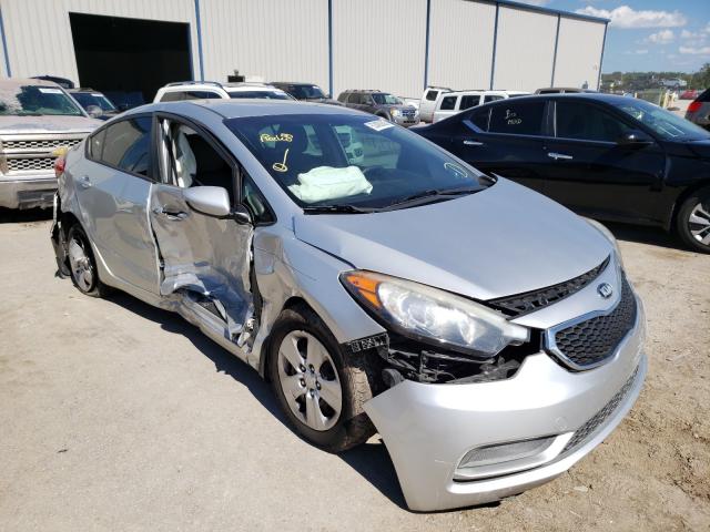 Photo 0 VIN: KNAFK4A60F5270482 - KIA FORTE LX 