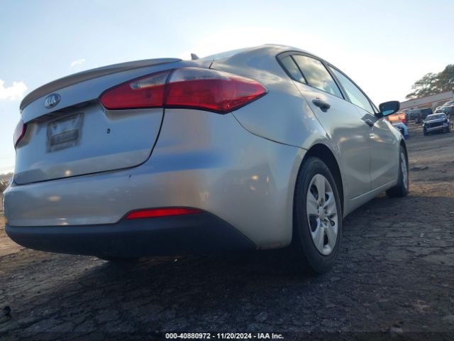 Photo 3 VIN: KNAFK4A60F5280333 - KIA FORTE 