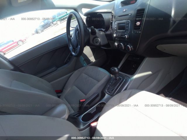 Photo 4 VIN: KNAFK4A60F5365091 - KIA FORTE 