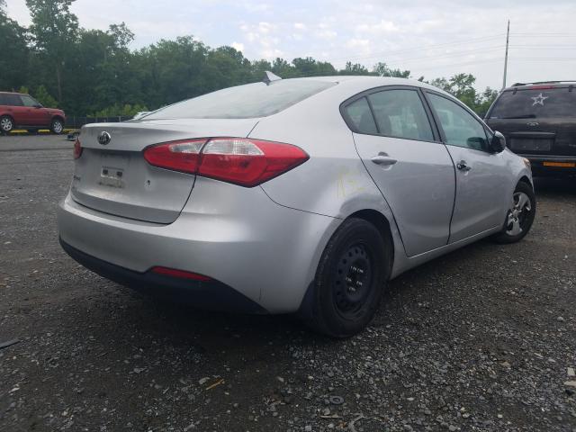 Photo 3 VIN: KNAFK4A60F5394025 - KIA FORTE LX 