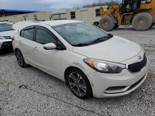 Photo 3 VIN: KNAFK4A60F5403855 - KIA FORTE LX 