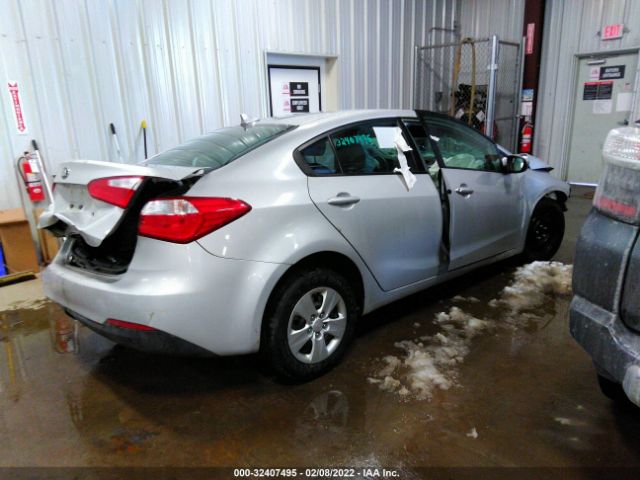 Photo 3 VIN: KNAFK4A60F5412412 - KIA FORTE 