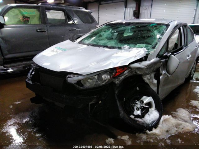 Photo 5 VIN: KNAFK4A60F5412412 - KIA FORTE 