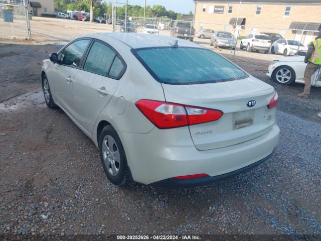 Photo 2 VIN: KNAFK4A60F5418002 - KIA FORTE 