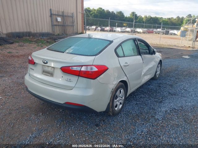 Photo 3 VIN: KNAFK4A60F5418002 - KIA FORTE 