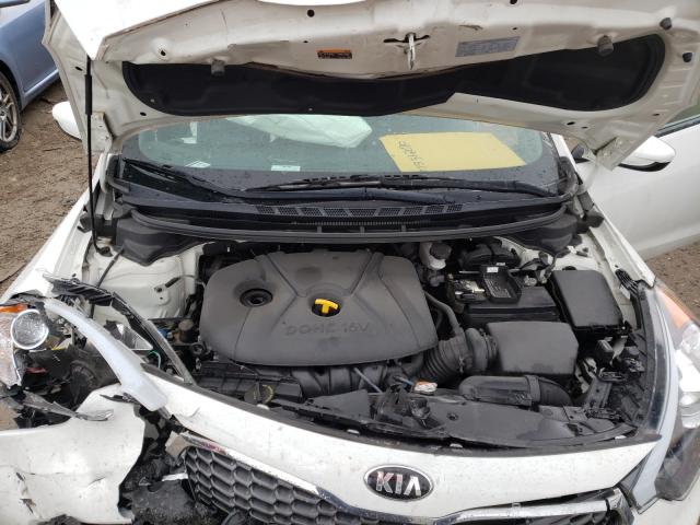 Photo 6 VIN: KNAFK4A60G5507845 - KIA FORTE LX 