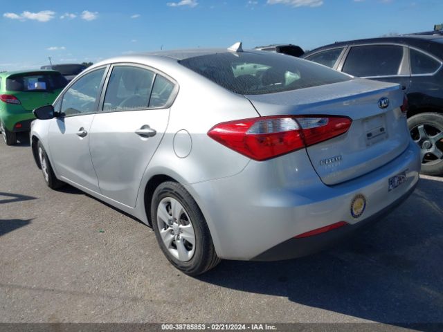 Photo 2 VIN: KNAFK4A60G5521647 - KIA FORTE 