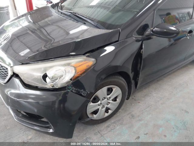 Photo 5 VIN: KNAFK4A60G5539842 - KIA FORTE 