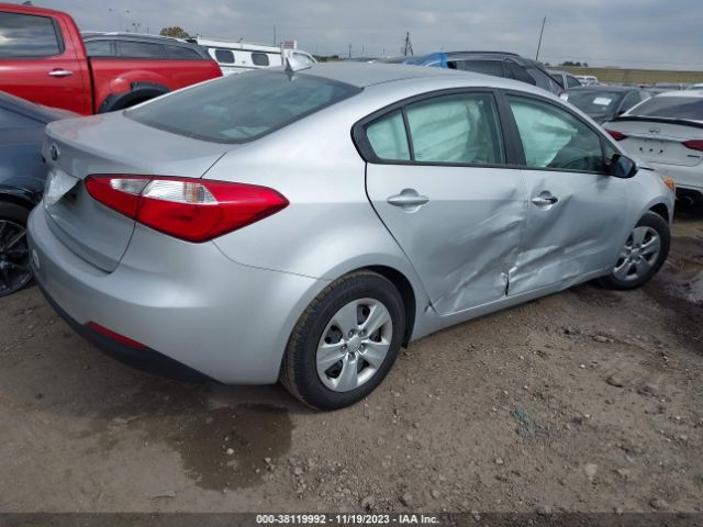 Photo 3 VIN: KNAFK4A60G5540361 - KIA FORTE 