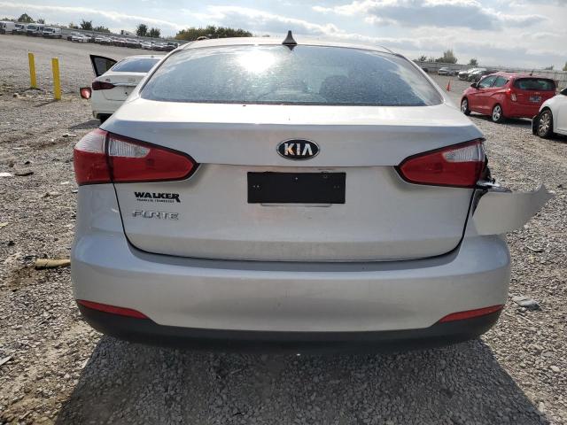 Photo 5 VIN: KNAFK4A60G5564532 - KIA FORTE LX 