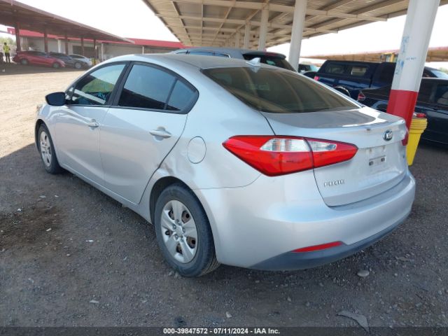 Photo 2 VIN: KNAFK4A60G5578432 - KIA FORTE 