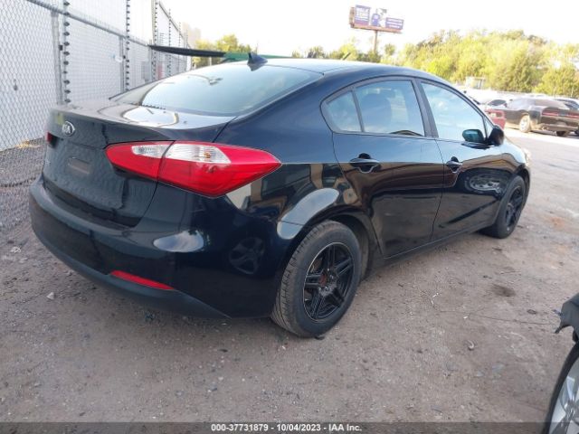 Photo 3 VIN: KNAFK4A60G5584182 - KIA FORTE 