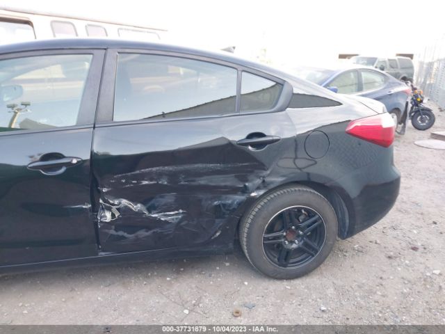 Photo 5 VIN: KNAFK4A60G5584182 - KIA FORTE 