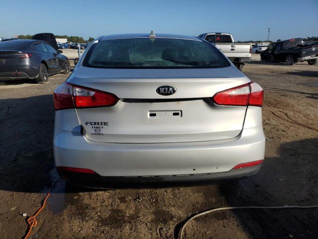 Photo 5 VIN: KNAFK4A60G5587471 - KIA FORTE LX 