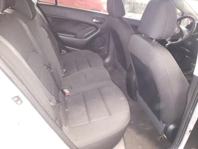 Photo 5 VIN: KNAFK4A61E5125630 - KIA FORTE LX 