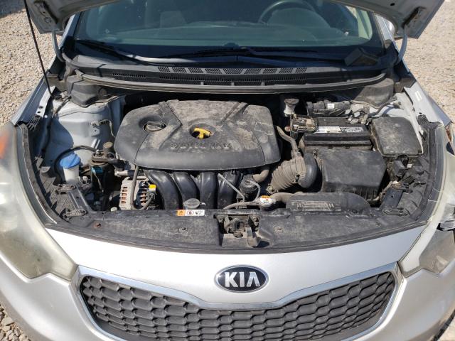 Photo 6 VIN: KNAFK4A61E5179493 - KIA FORTE LX 